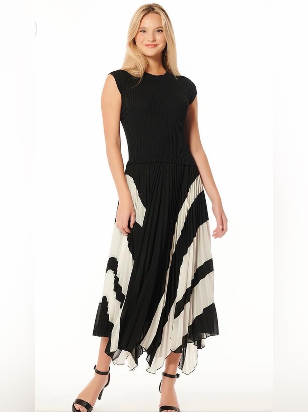 Beautiful Sweater Sleeveless Dress w/ Pleated Black & White Crepe de Chine skirt